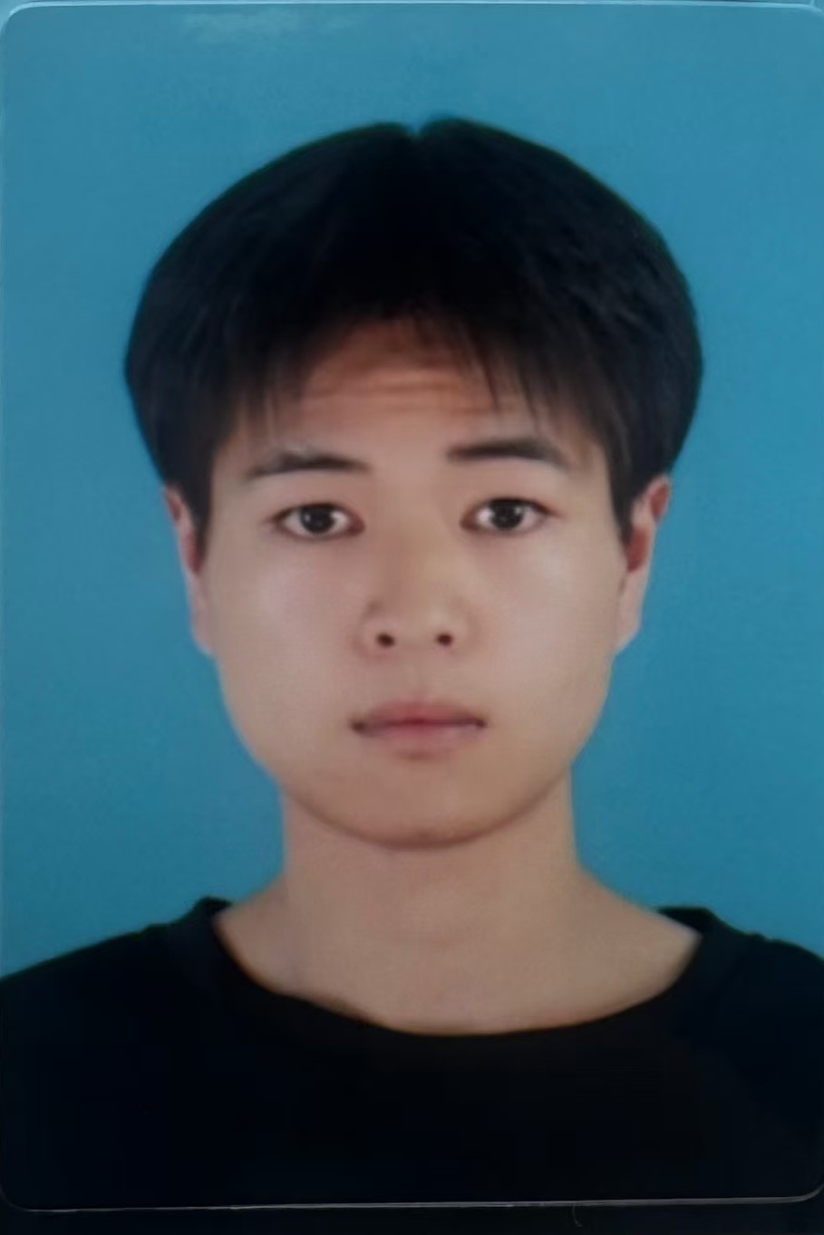 很多不同方向的本科生都加入了课题组